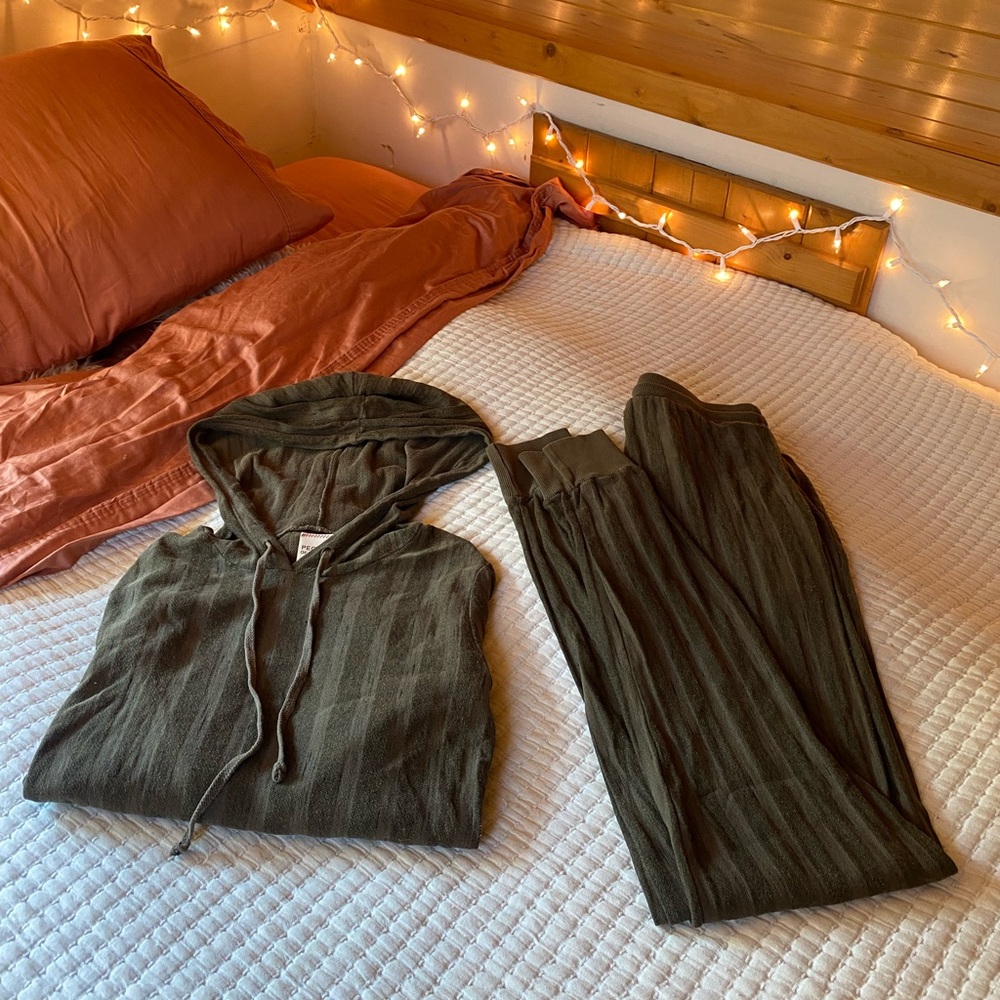 People of Leisure Organic Cotton Pajama Sweat Set